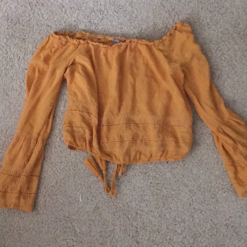 A crop top